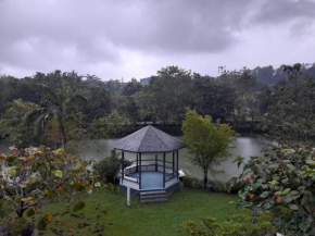 Emerald Hills Club